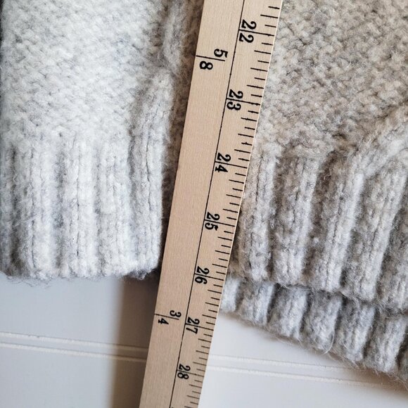 Michael Kors Sweater Medium Grey Cream Chunky Fisherman Knit Cable Turtleneck - Picture 8 of 10